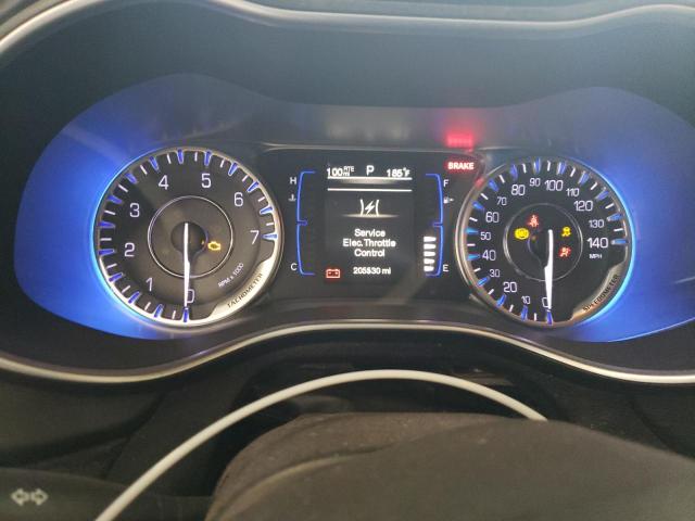 Photo 9 from auction – 2015 CHRYSLER 200 LIMITE with VIN 1C3CCCAB3FN575974