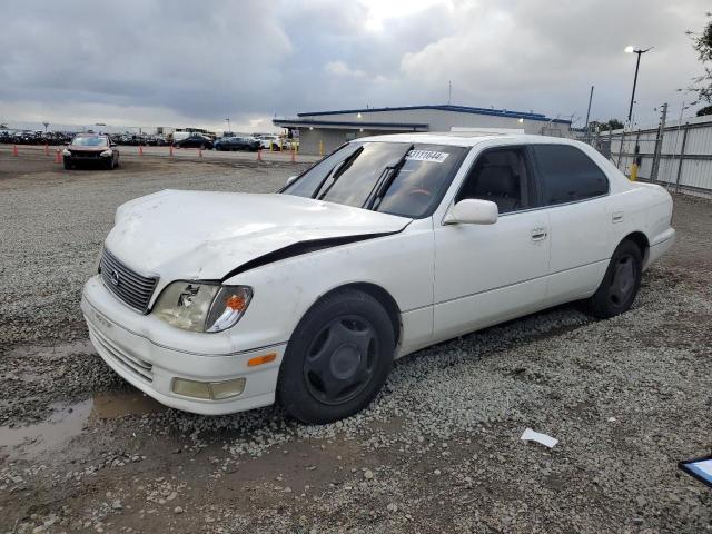 LEXUS LS 400 1998 with VIN JT8BH28F0W0135864 - Photo from auction