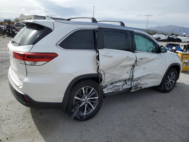 Photo 3 from auction – 2017 TOYOTA HIGHLANDER with VIN 5TDJZRFH0HS378002