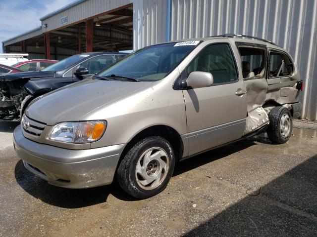 TOYOTA SIENNA LE 2002 with VIN 4T3ZF13C12U442821 - Photo from auction