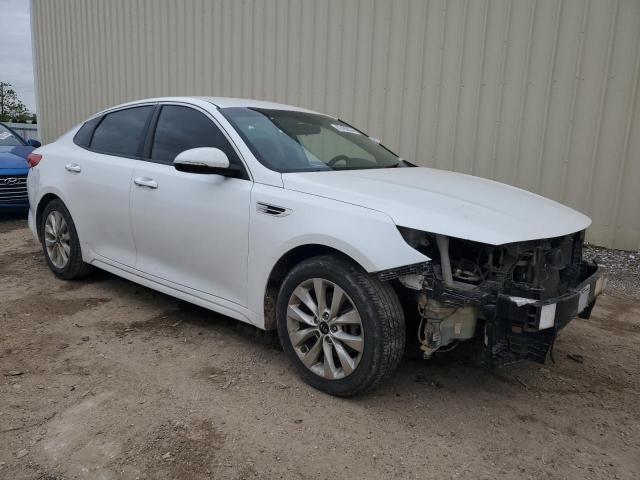 Photo 4 from auction – 2017 KIA OPTIMA LX with VIN 5XXGT4L30HG124055