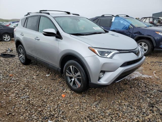 Photo 4 from auction – 2017 TOYOTA RAV4 XLE with VIN 2T3WFREV6HW401738