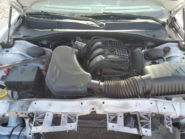 Photo 11 from auction – 2018 CHRYSLER 300 LIMITE with VIN 2C3CCAEG1JH159661