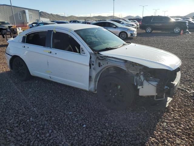 Photo 4 from auction – 2014 CHRYSLER 200 LX with VIN 1C3CCBAB7EN237258