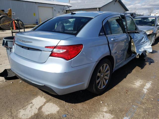 Photo 3 from auction – 2013 CHRYSLER 200 TOURIN with VIN 1C3CCBBB9DN557596