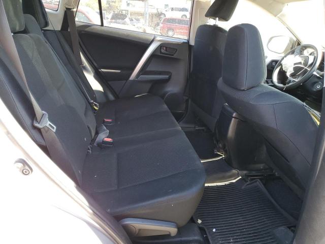 Photo 10 from auction – 2018 TOYOTA RAV4 LE with VIN JTMZFREV2JJ178471