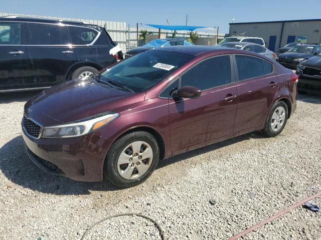 KIA FORTE LX 2017 con VIN 3KPFK4A78HE047352 - Foto de la subasta