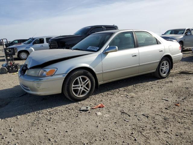 TOYOTA CAMRY CE 2000 with VIN JT2BG22K8Y0530221 - Photo from auction