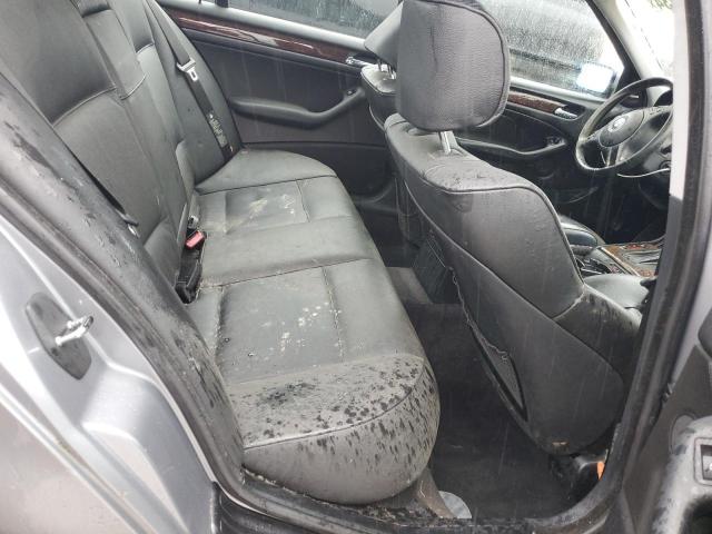 Photo 10 from auction – 2004 BMW 325 I with VIN WBAET37494NJ84366