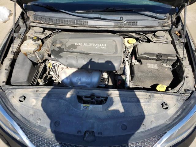 Photo 11 from auction – 2016 CHRYSLER 200 LIMITE with VIN 1C3CCCAB6GN168796