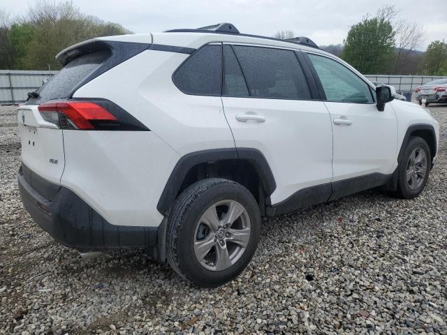 Photo 3 from auction – 2022 TOYOTA RAV4 XLE with VIN 2T3W1RFV2NC211705