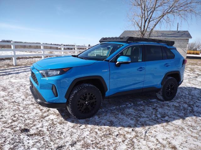 Photo 2 from auction – 2021 TOYOTA RAV4 LE with VIN 4T3M6RFV6MU027356
