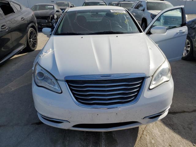 Photo 5 from auction – 2014 CHRYSLER 200 LX with VIN 1C3CCBAB0EN142895