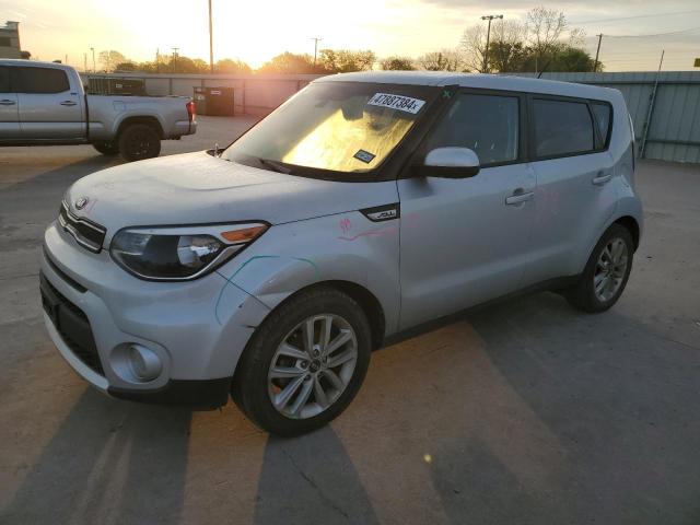 KIA SOUL + 2018 z numerem VIN KNDJP3A56J7555300 - Zdjęcie z aukcji