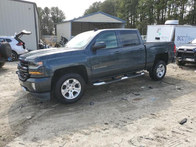 CHEVROLET SILVERADO 2018 with VIN 3GCUKREC0JG137472 - Photo from auction
