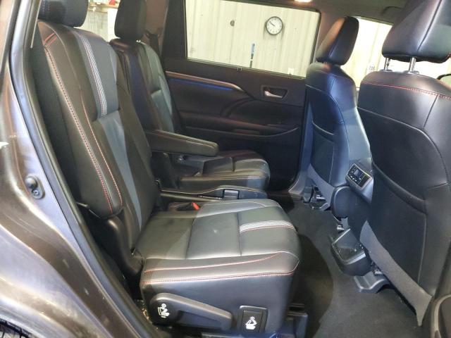 Photo 11 from auction – 2019 TOYOTA HIGHLANDER with VIN 5TDJZRFH1KS625468