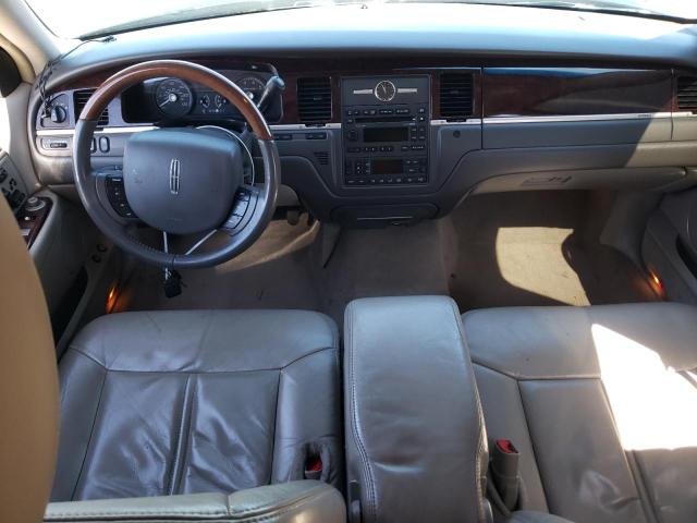 Photo 8 from auction – 2011 LINCOLN TOWN CAR S with VIN 2LNBL8CV1BX759245