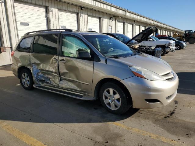 Photo 4 from auction – 2010 TOYOTA SIENNA CE with VIN 5TDKK4CC5AS290931