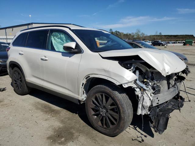 Photo 4 from auction – 2019 TOYOTA HIGHLANDER with VIN 5TDJZRFH8KS606609