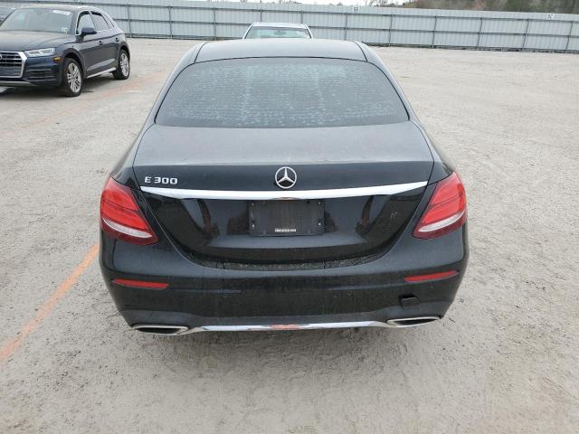 Photo 6 from auction – 2017 MERCEDES-BENZ E 300 with VIN WDDZF4JB1HA046428