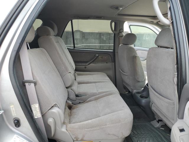 Photo 11 from auction – 2001 TOYOTA SEQUOIA SR with VIN 5TDBT44A11S025319