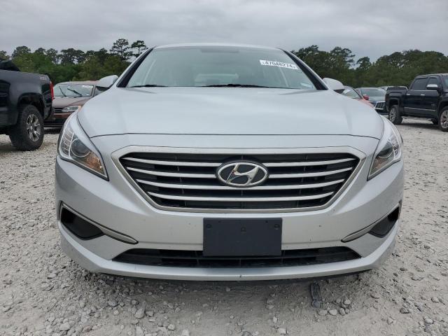 Photo 5 from auction – 2016 HYUNDAI SONATA SE with VIN 5NPE24AF9GH366532