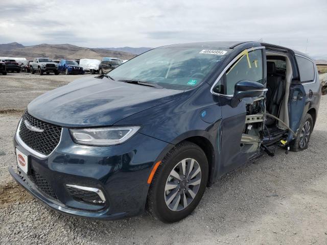 CHRYSLER PACIFICA H 2022 with VIN 2C4RC1L78NR101765 - Photo from auction