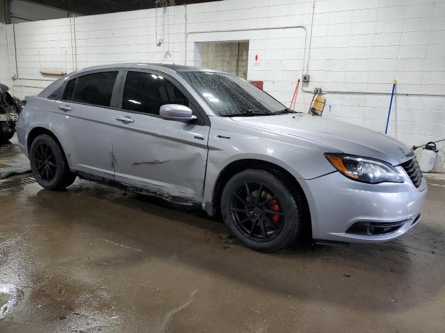 Photo 4 from auction – 2013 CHRYSLER 200 LIMITE with VIN 1C3CCBCG0DN555424