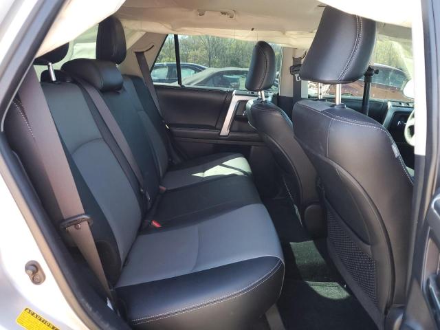 Photo 10 from auction – 2016 TOYOTA 4RUNNER SR with VIN JTEBU5JR8G5348919