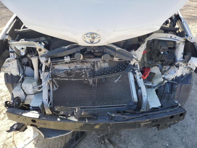Photo 11 from auction – 2017 TOYOTA SIENNA SE with VIN 5TDXZ3DC3HS796195