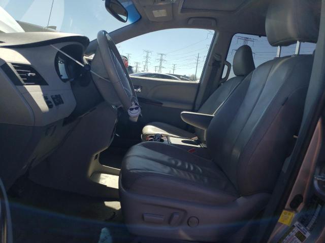 Photo 7 from auction – 2012 TOYOTA SIENNA XLE with VIN 5TDYK3DC4CS271907