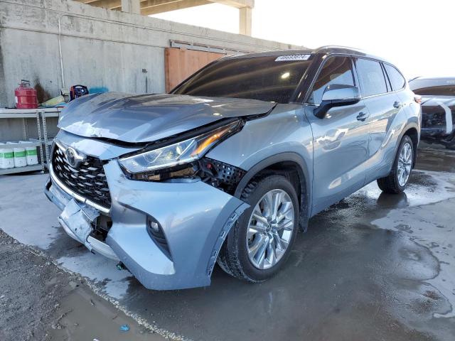 TOYOTA HIGHLANDER 2023 with VIN 5TDKDRBH9PS023370 - Photo from auction