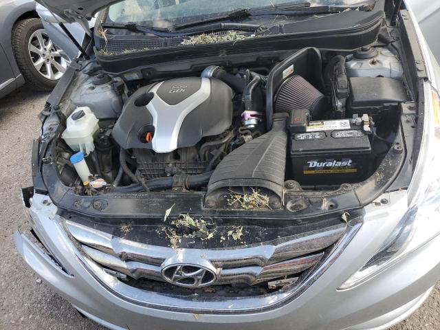Photo 11 from auction – 2012 HYUNDAI SONATA SE with VIN 5NPEC4AB7CH443452