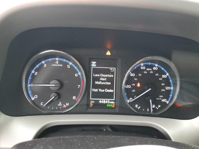 Photo 9 from auction – 2018 TOYOTA RAV4 LIMIT with VIN 2T3YFREVXJW500772