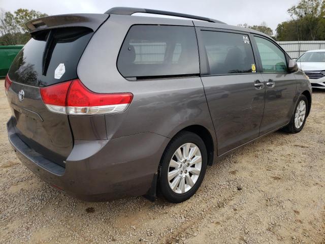 Photo 3 from auction – 2013 TOYOTA SIENNA XLE with VIN 5TDDK3DC0DS067749