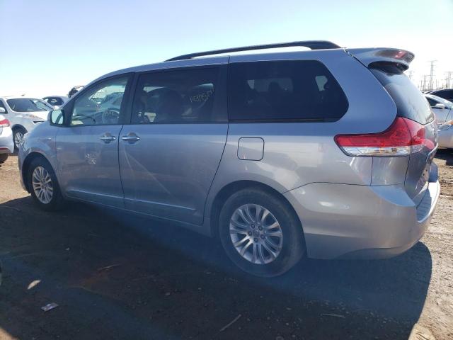 Photo 2 from auction – 2012 TOYOTA SIENNA XLE with VIN 5TDYK3DC4CS271907
