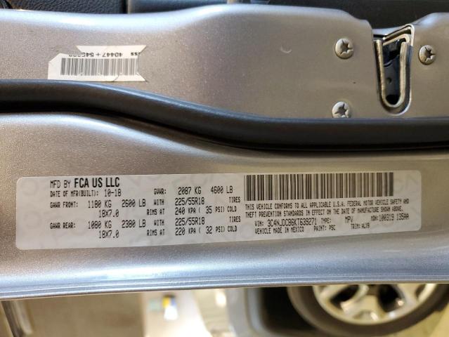 Photo 12 from auction – 2019 JEEP COMPASS LI with VIN 3C4NJDCB6KT639271