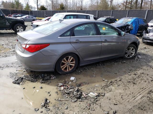 Photo 3 from auction – 2012 HYUNDAI SONATA GLS with VIN 5NPEB4AC8CH469327