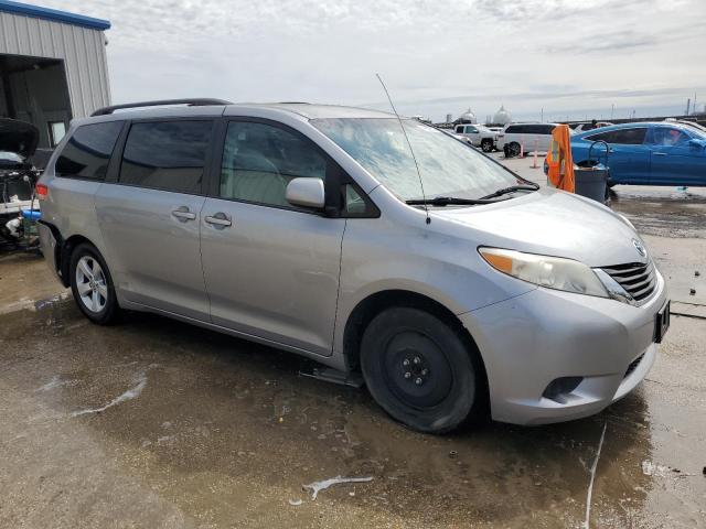 Photo 4 from auction – 2011 TOYOTA SIENNA LE with VIN 5TDKK3DC7BS117583