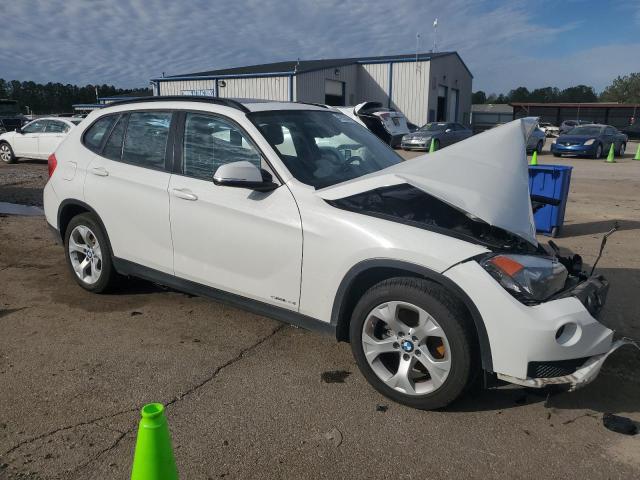 Photo 4 from auction – 2015 BMW X1 SDRIVE2 with VIN WBAVM1C58FVZ94073