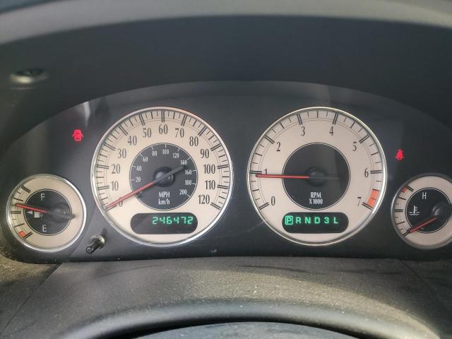 Photo 9 from auction – 2002 CHRYSLER TOWN & COU with VIN 2C4GP54L02R705241