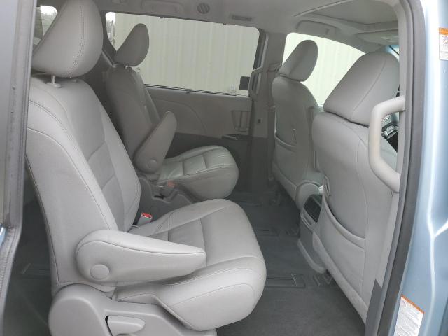 Photo 11 from auction – 2016 TOYOTA SIENNA XLE with VIN 5TDDK3DC8GS142623