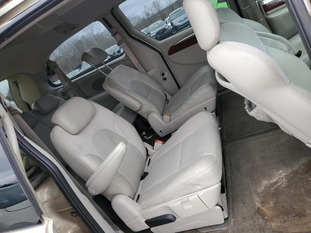 Photo 11 from auction – 2005 CHRYSLER TOWN & COU with VIN 2C8GP64L25R222570