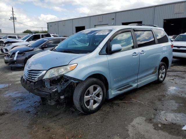 TOYOTA SIENNA LE 2015 with VIN 5TDKK3DC6FS529595 - Photo from auction