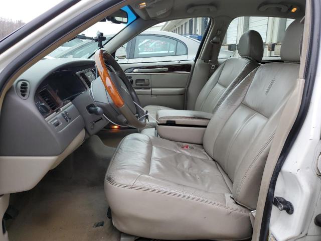 Photo 7 from auction – 2009 LINCOLN TOWN CAR S with VIN 2LNHM82VX9X629094