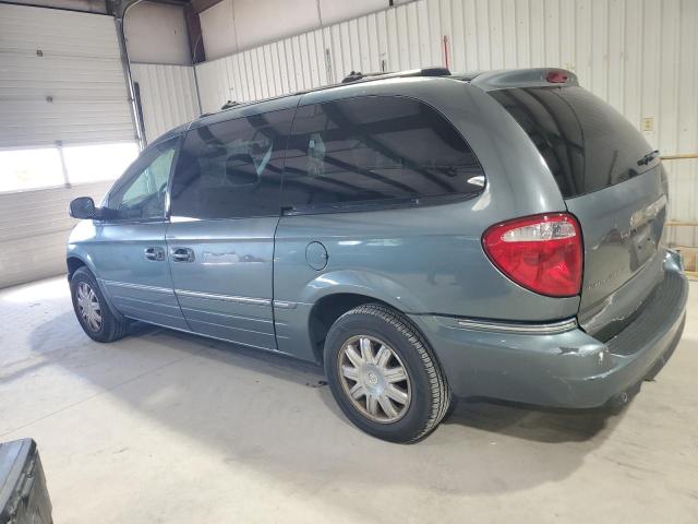 Photo 2 from auction – 2005 CHRYSLER TOWN & COU with VIN 2C8GP64L85R453716