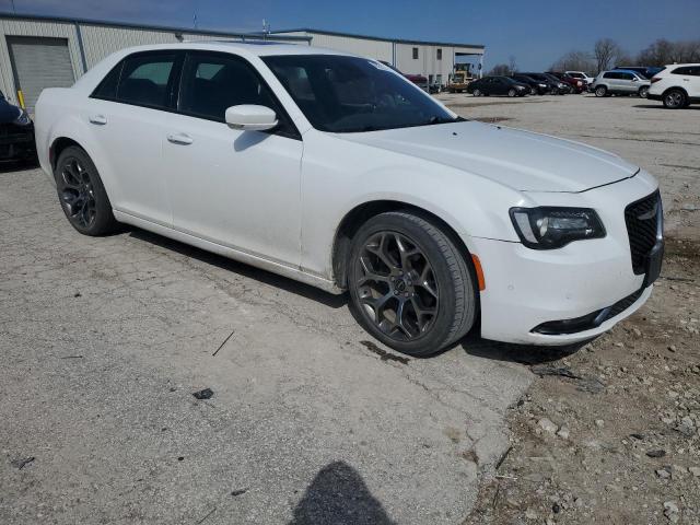 Photo 4 from auction – 2018 CHRYSLER 300 S with VIN 2C3CCABG4JH291849