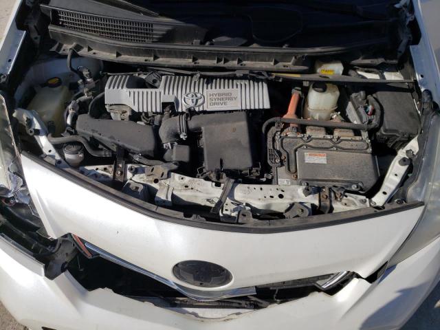 Photo 11 from auction – 2014 TOYOTA PRIUS V with VIN JTDZN3EU6E3327580