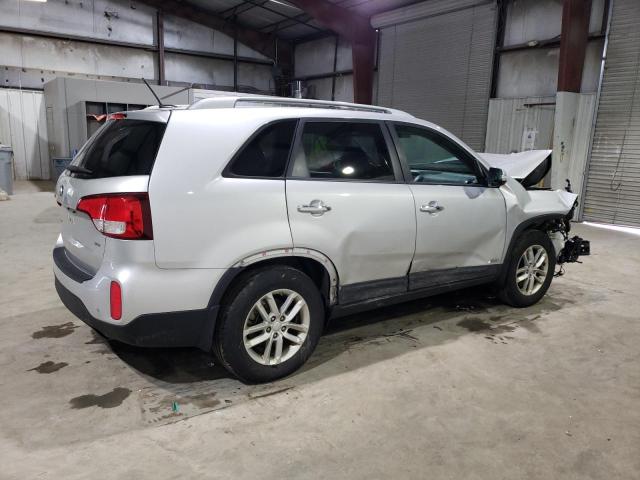 Photo 3 from auction – 2014 KIA SORENTO LX with VIN 5XYKTCA68EG545644