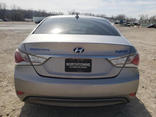 Photo 6 from auction – 2013 HYUNDAI SONATA HYB with VIN KMHEC4A48DA086630
